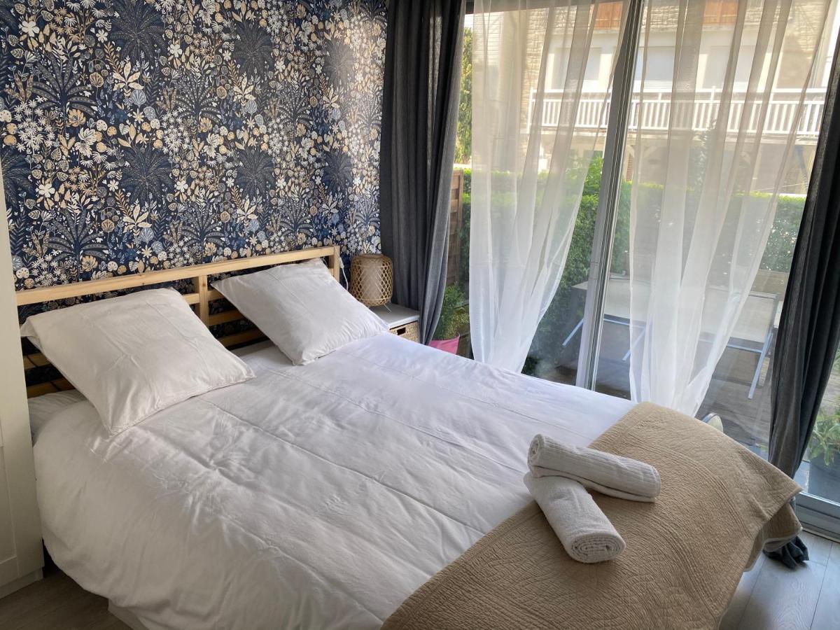 Appartement Terrasse Privee Grande Plage A 100 M - Parking Gratuit Сен-Каст-ле-Гільдо Екстер'єр фото